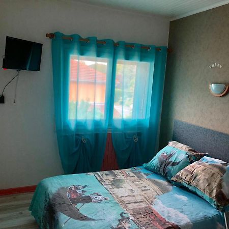 Hotel Le Bambi Baume-les-Dames Luaran gambar