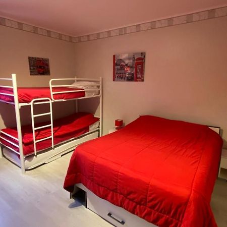 Hotel Le Bambi Baume-les-Dames Luaran gambar