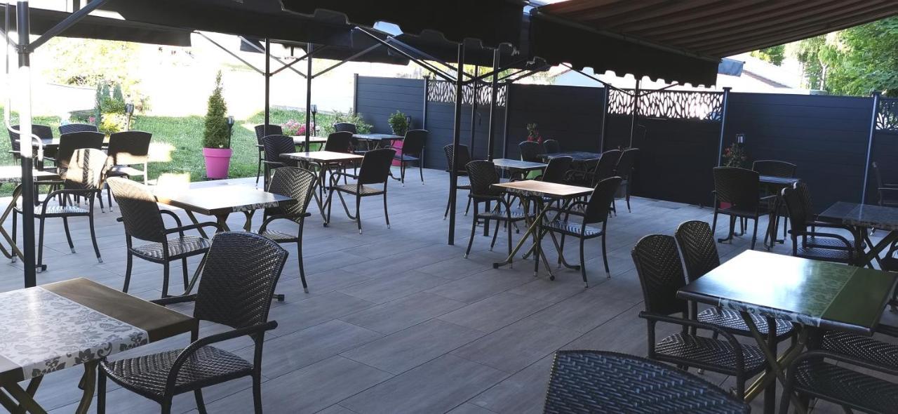 Hotel Le Bambi Baume-les-Dames Luaran gambar